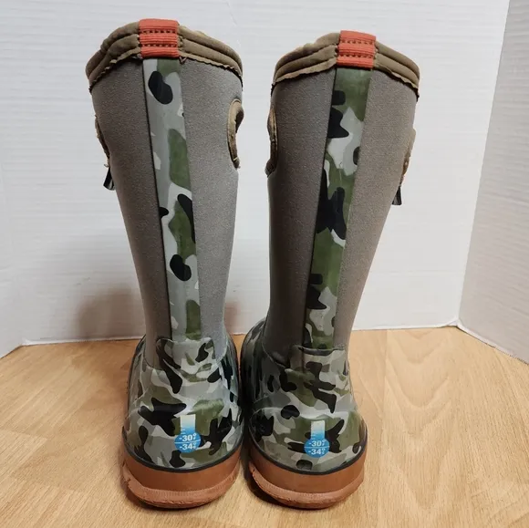 Bogs Green Camo Waterproof Tall Boots Kids Size 2