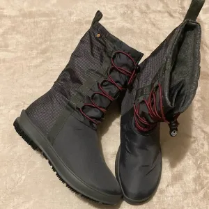 BOGS Snownights Boots Size 7
