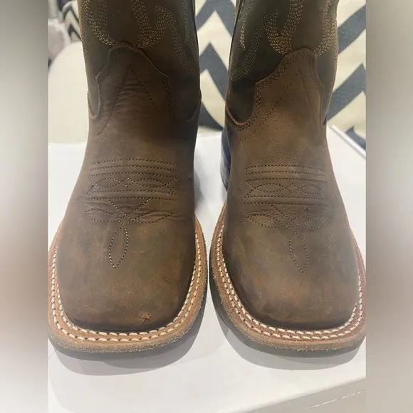 Boot Barn Square toe brown boots