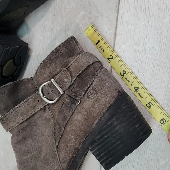 Born Women Adia Comfort Suede Ankle Heels boots shoes sz 8M