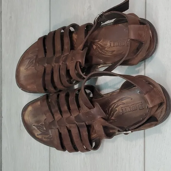 Born Women Claudy Comfort Leather Sandals shoes sz 9