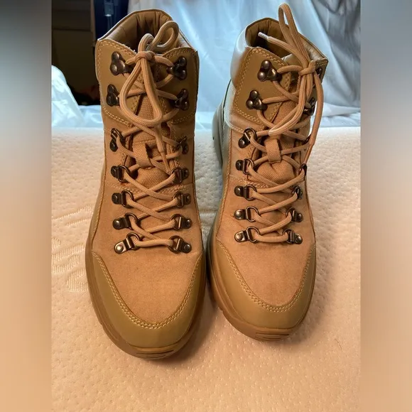 BP x CLAUDIA SULEWSKI Caveat High Top Sneakers, women’s Size 12