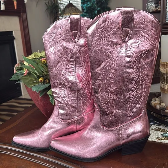 Brand New Madden Girl Metallic Pink Cowboy Boots Heeled Pointed Toe Western