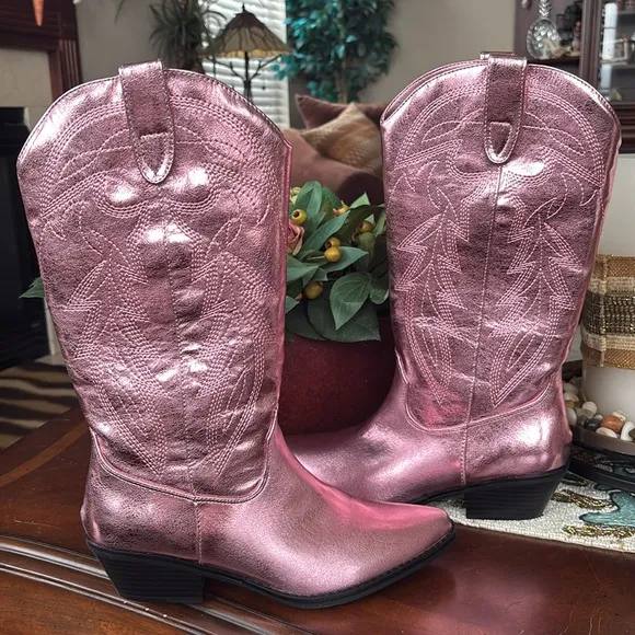 Brand New Madden Girl Metallic Pink Cowboy Boots Heeled Pointed Toe Western
