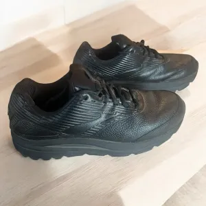 Brooks Addiction Walker 2 Black Leather Walking Sneaker Shoes Women Size 10 W