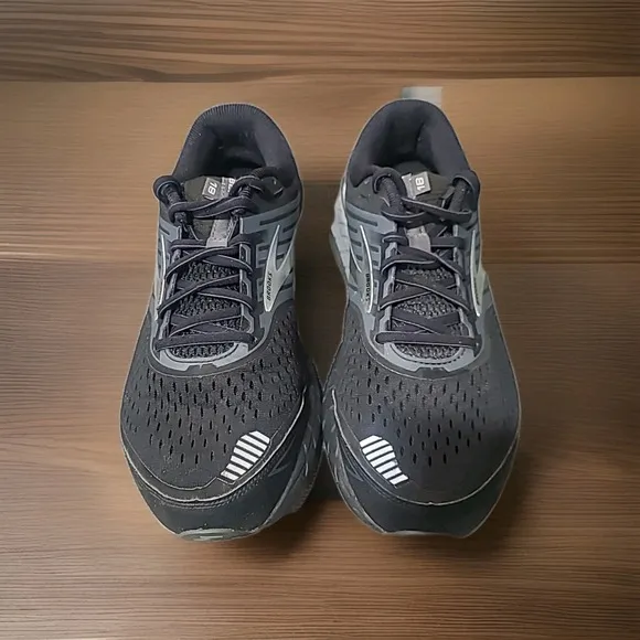 Brooks Beast 18 Men's Size 11 4E (Wide) Comfort Running Shoes Black