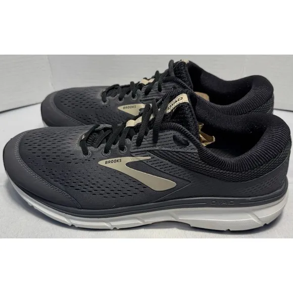 BROOKS Dyad 10 Mens WIDE-2E Sz 12.5 Comfort Walking Running Sneakers Grey