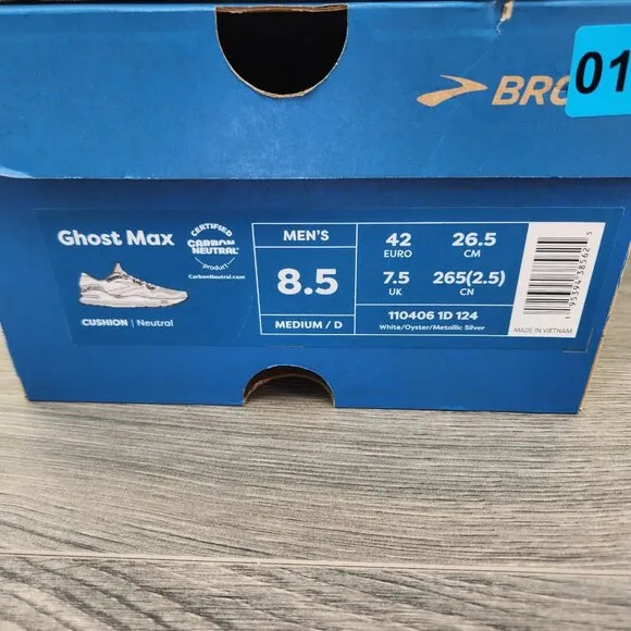 Brooks Ghost Max Size 8.5 Mens White Oyster Metallic Silver Running Shoes