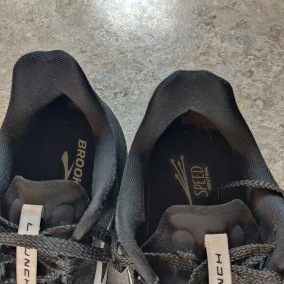 Brooks Launch 9 GTS Shoes Mens 14 2E Black Running 1103862E048 *Cosmetic Flaw.