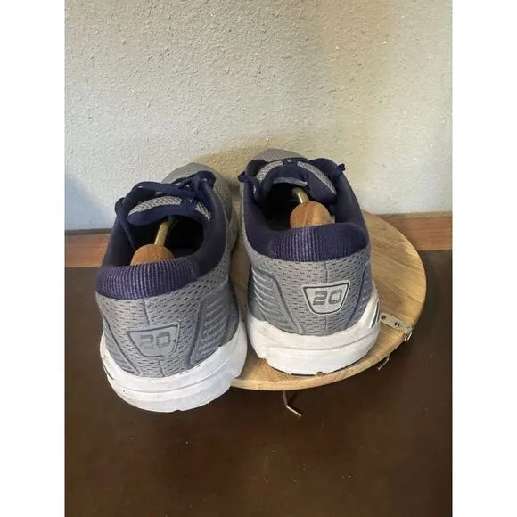 Brooks Mens Beast 20‎ 1103271D491 Gray Running Shoes Sneakers Size 12.5 D