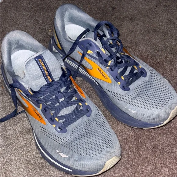 Brooks Men's Gray and Blue Running Shoes