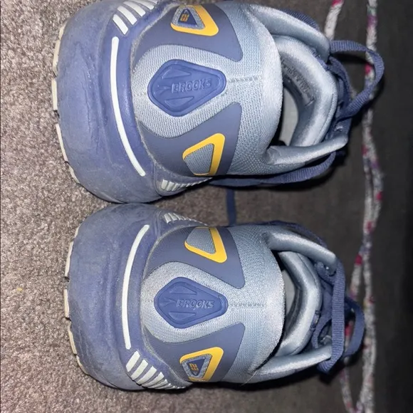 Brooks Men's Gray and Blue Running Shoes