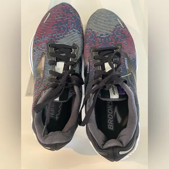 Brooks Womens Adrenaline GTS 22 Running Shoes 7.5 GTS Comfort Cushioned Athletic