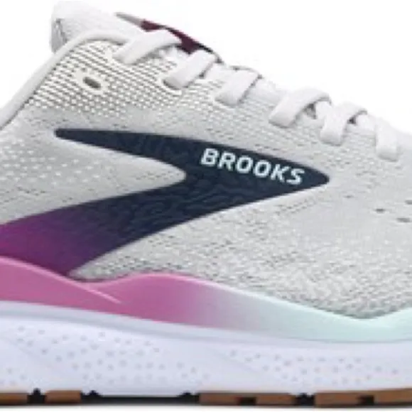 Brooks Women's Ghost 16 Medium/Wide Running Shoe Size 9 Brand New