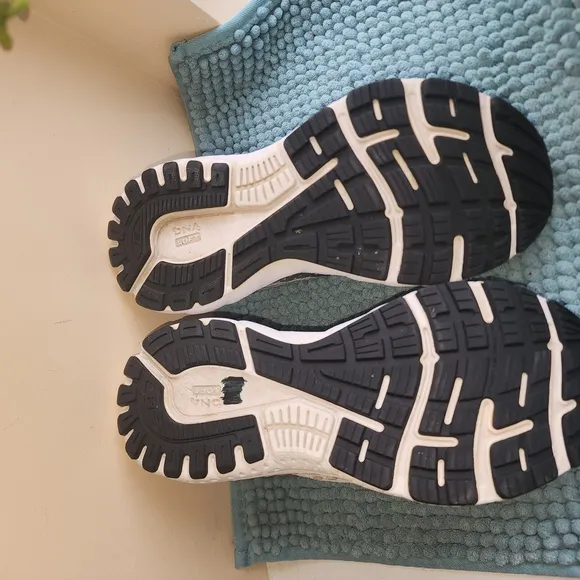 Brooks Women's White Running Shoes
