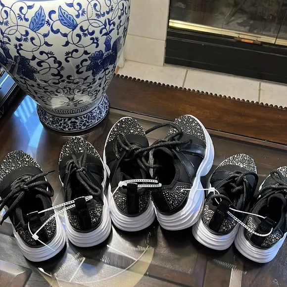 CarvelaGirls' Mini Lament Bling Sneakers.