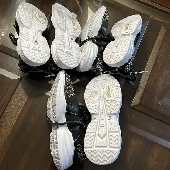 CarvelaGirls' Mini Lament Bling Sneakers.