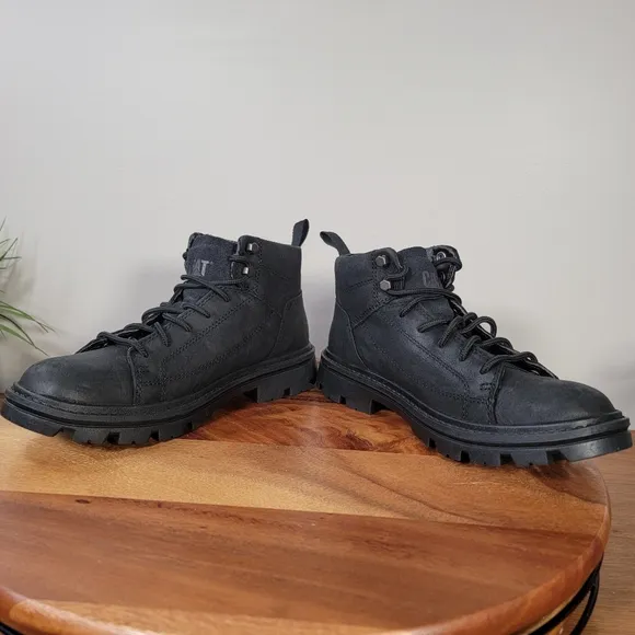 CAT Revive Tech Engineered Comfort Black Leather Boots Waterproof Men's Size 7.5