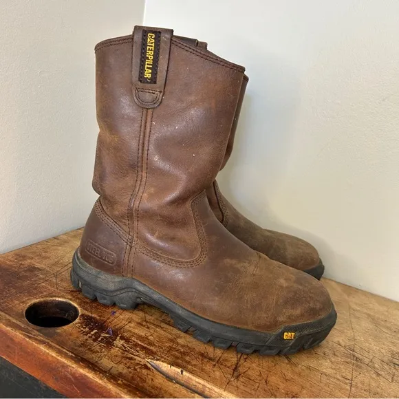 Caterpillar Brown Leather steel toe Boots, men’s sz 6