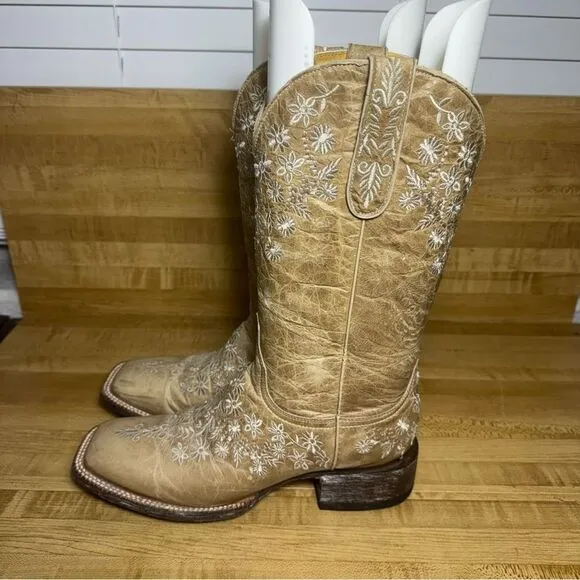 Cavenders Women's 8.5 B Tan Leather Square Toe Embroidered Flower Cowgirl Boots