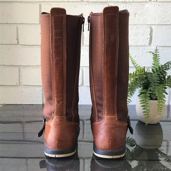 Chaco Mara Waterproof Mocha Bisque Leather Boots J150108 Women's Size 6