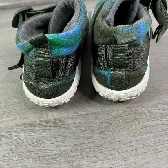 Chaco's Ramble Slippers Shoes Women's Size 9 Wool Blend Outdoors