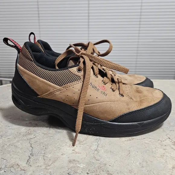 CHUNG SHI Rocker Stafild Toning Shoes in Suede Brown with Black Soles Size 9