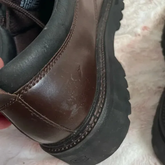 Chunky Platform Skechers Y2K Oxford Sneakers