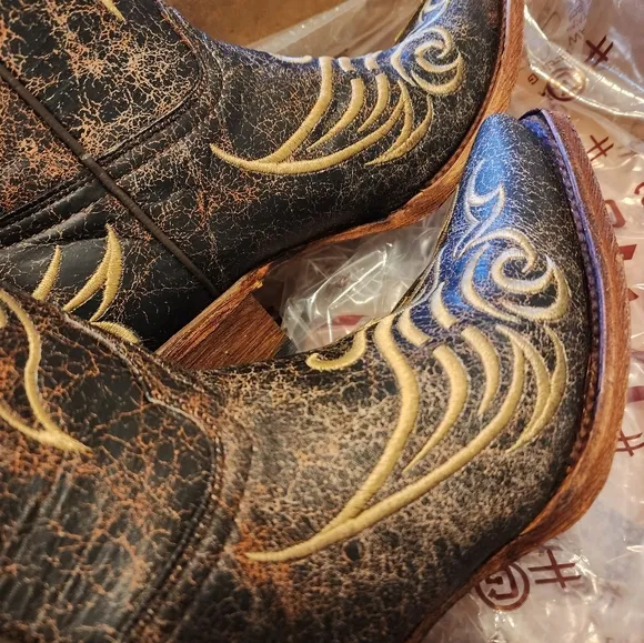 Circle G Coral Distressed Leather Snip Toe Embroided Cowgirl Boots New