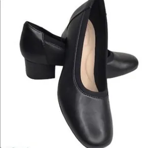 Clark’s collection ultimate comfort shoes size 9w new without tags