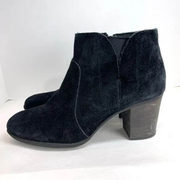 Clark’s Collection Women’s Enfield Senya Ankle Boot Black Suede Comfort Size 10M
