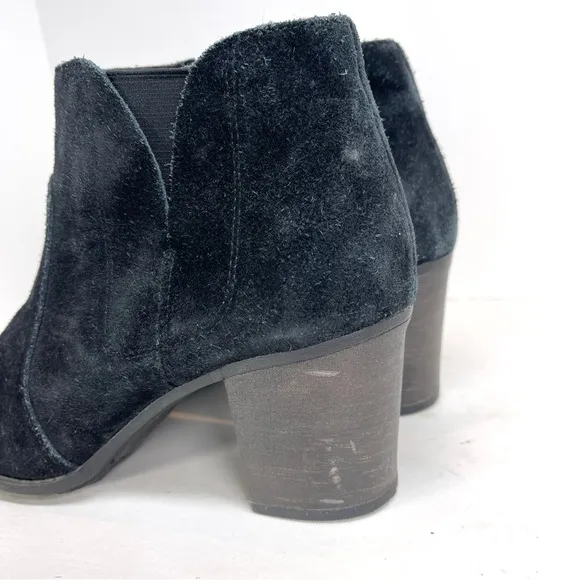 Clark’s Collection Women’s Enfield Senya Ankle Boot Black Suede Comfort Size 10M
