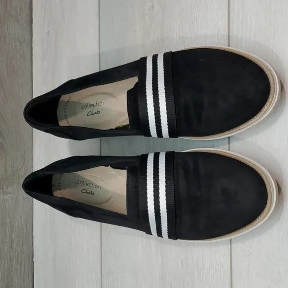 Clarks collection Womens Loafer Comfort Suede Slip on shoes sz 9M