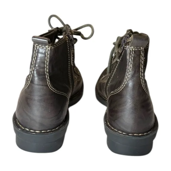 Clarks Nikki North Leather Ankle Boots Womens Size 7.5
