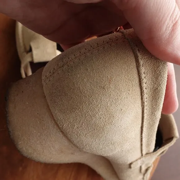 Clarks Shoes Womens SZ 9 Beige Originals Wallabee T-Bar Mary Jane Suede Comfort