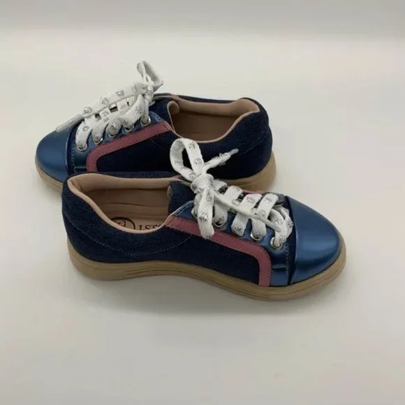 CLASSIC SKATE SHOE FOR GIRLS, Demin mixed with Vegan Leathers . Sizes Various