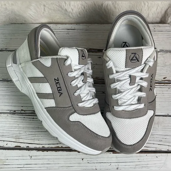 CLEAN Size 10 Hands-free Zeba Walking Sneakers White Sand Grey Comfort Suede