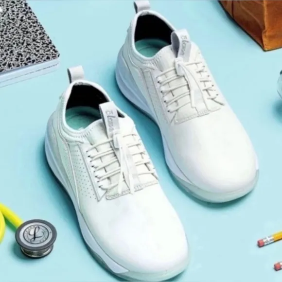 Clove Nursing School Sneakers Womens Size 10 Nurse Shoes Brilliant White