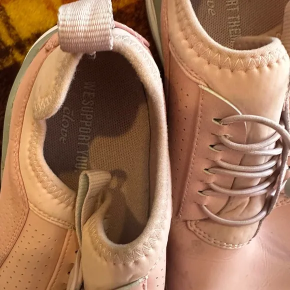 Clove Women’s Nursing Shoes 11 Pink Comfortable All Day Work Shoes