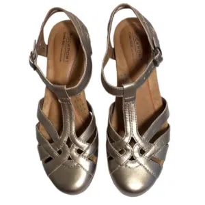 Cobb Hill Aubrey Heeled Shoe Leather Gold Closed Toe Open Heel T Strap Buckle 7M