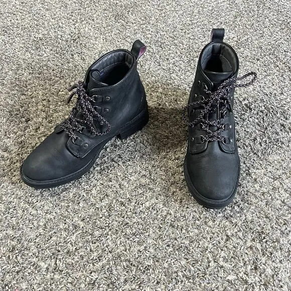 Cole Haan Briana Grand Lace Up Hiker Boots Womens 7.5 Black Waterproof Leather