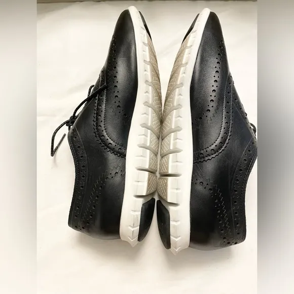 COLE HAAN ZEROGRAND WINGTIP OXFORD SHOES SIZE 10 B