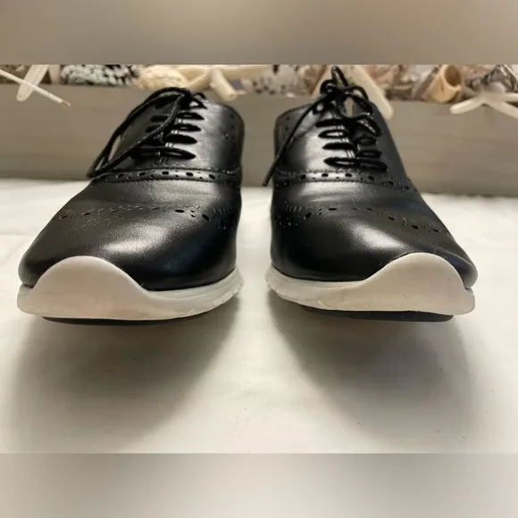 COLE HAAN ZEROGRAND WINGTIP OXFORD SHOES SIZE 10 B