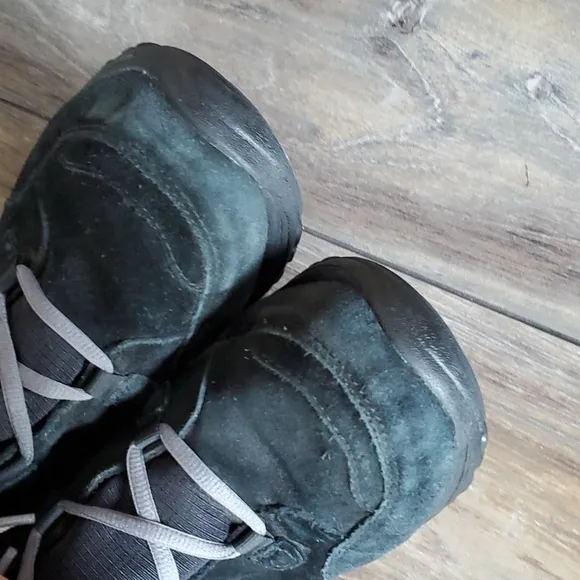 Columbia Womens Winter Ice Maiden Waterproof Outdoor shoes sz 7