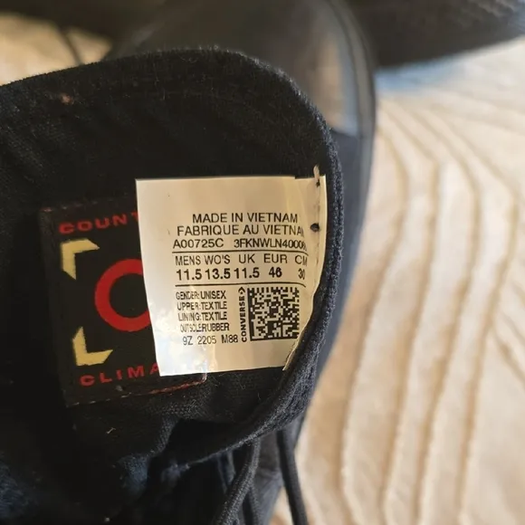 Converse Black High-Top Sneakers with Sturdy Design NWOT