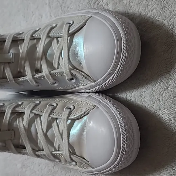 Converse Chuck 70 Chrome High Tops Sneakers Size 7 Womans