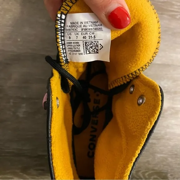 Converse | Chuck Taylor All Star Gore-Tex Waterproof Lugged High Top Sneakers 9
