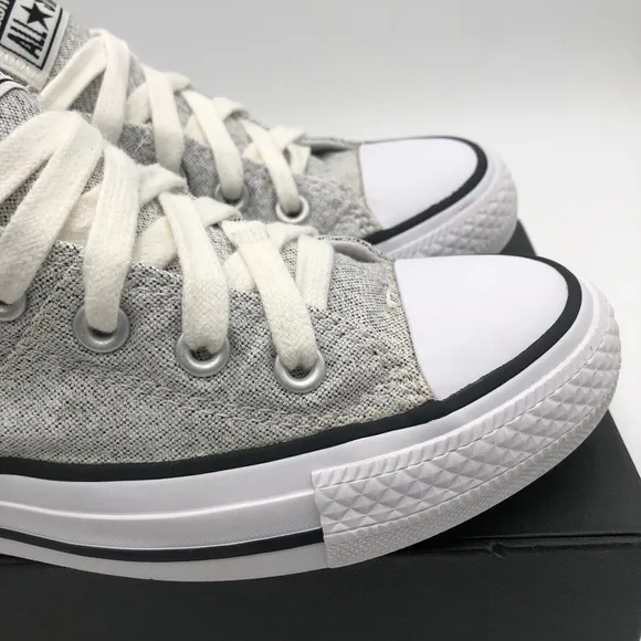 Converse Chuck Taylor All Star Madison Womens Size 6 Gray Low Top Shoes Sneakers
