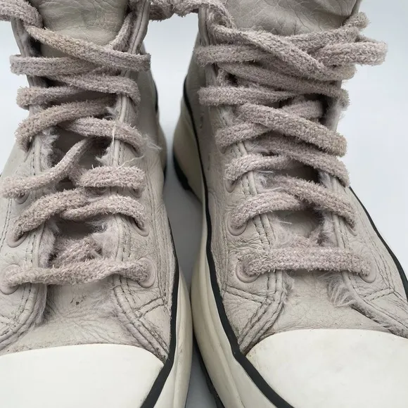Converse Chuck Taylor Run Star Hike Cream Leather Fur Lined Platform Shoes Sz. 9