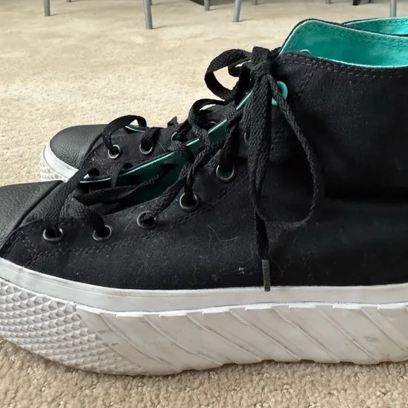 CONVERSE Chuck Taylor Women Black AllStar Lift 2XHigh SURFACEFUSION Shoes-10 1/2